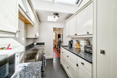 4 bedroom terraced house for sale, Wanstead Park Avenue, Aldersbrook