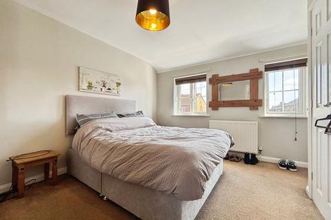 53 Falcon Way, Sleaford, NG34 7UA