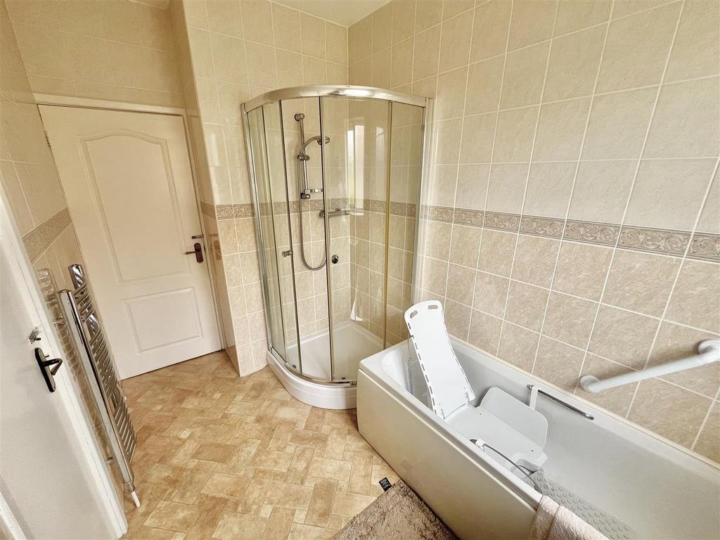 Bathroom 2
