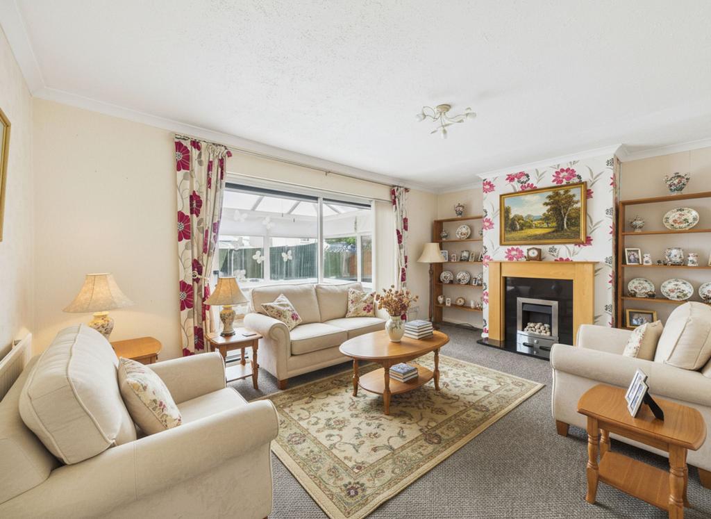 Lounge (Virtually Furnished)