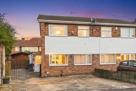 Kenia Close, Carlton, Nottingham