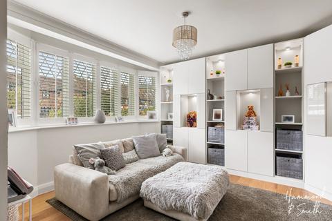 4 bedroom semi-detached house for sale, Mount Pleasant Road, Chigwell IG7