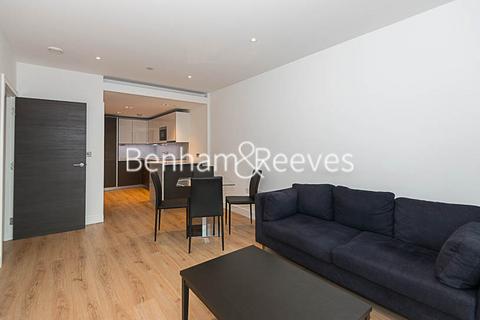 1 bedroom apartment to rent, Sovereign Court,  Hammersmith W6