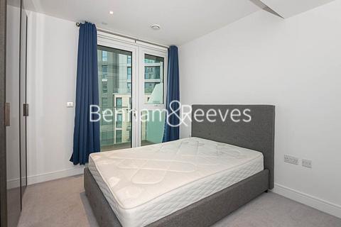 1 bedroom apartment to rent, Sovereign Court,  Hammersmith W6