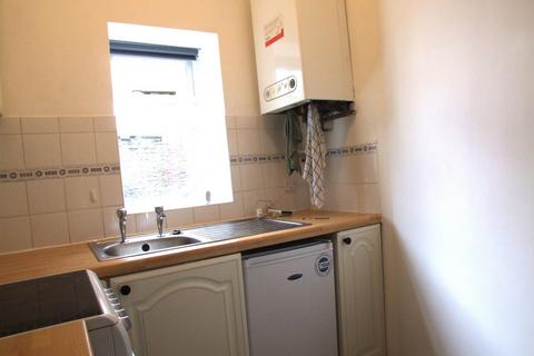 2 bedroom flat to rent, Higher Bents Lane, Bredbury, SK6