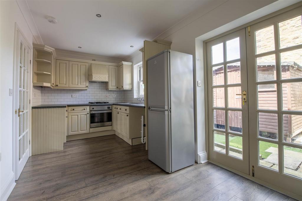 Davison Court Landscape -13.jpg