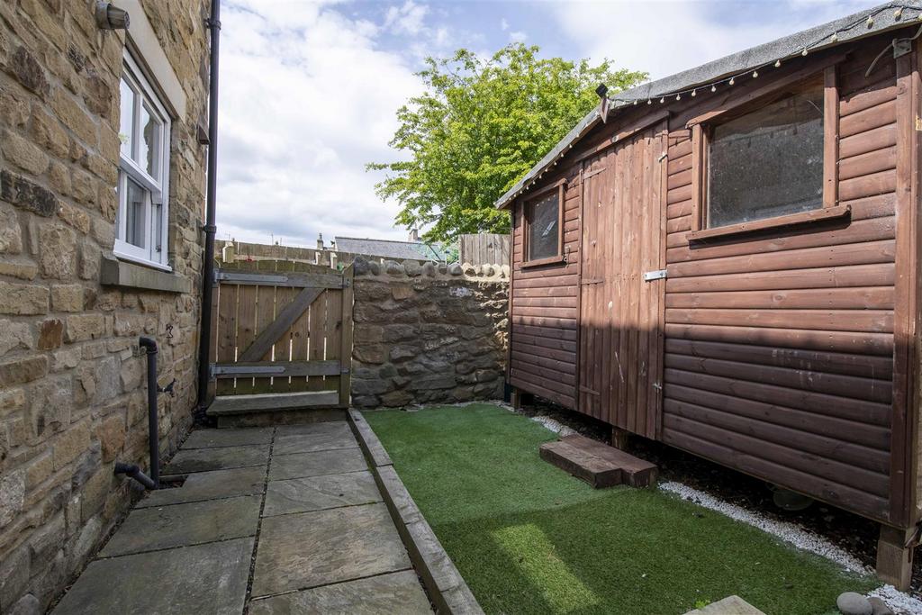 Davison Court Landscape -12.jpg