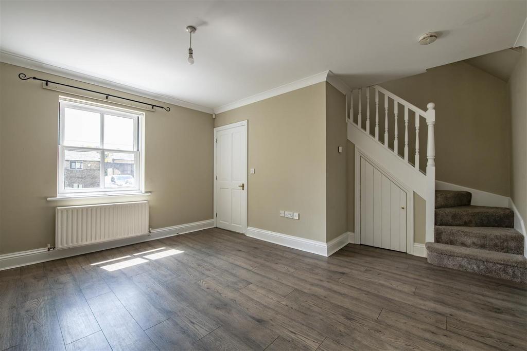 Davison Court Landscape -6.jpg