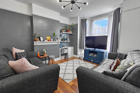 2 bedroom semi-detached house for sale, Bramford Road, Ipswich