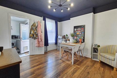 2 bedroom semi-detached house for sale, Bramford Road, Ipswich