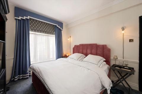 undefined, Dalmeny Court, 8 Duke Street, London, SW1Y