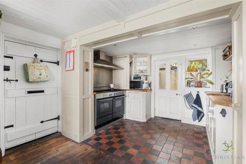 2 bedroom semi-detached house for sale, Church Street, Evesham WR11