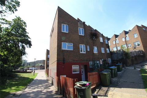113 Nightingale Vale, London, SE18 4EL