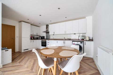 2 bedroom flat for sale, Copper House, 35 Avebury Avenue, Tonbridge, TN9