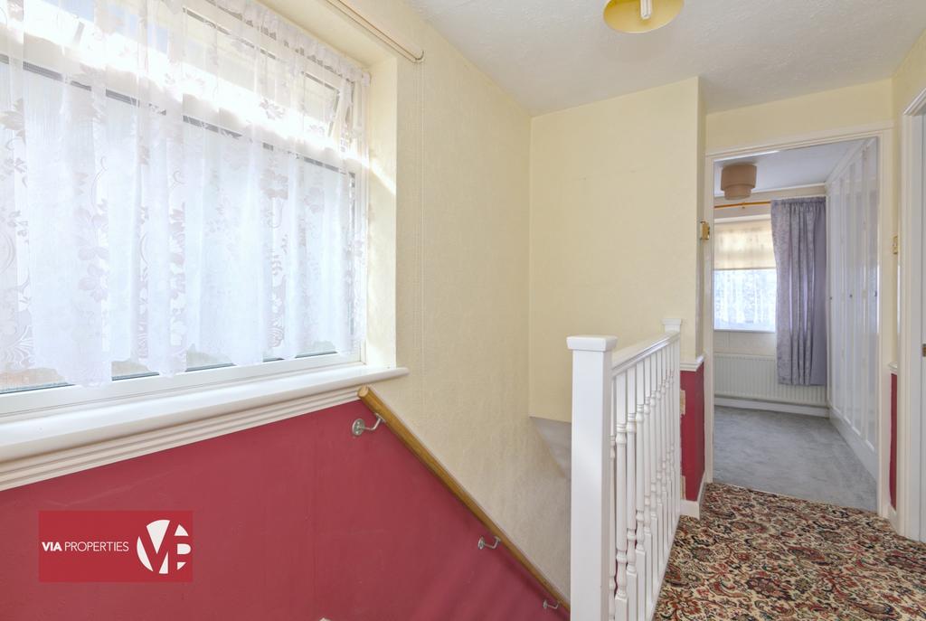 3 Bosanquet Road Hoddesdon via properties...