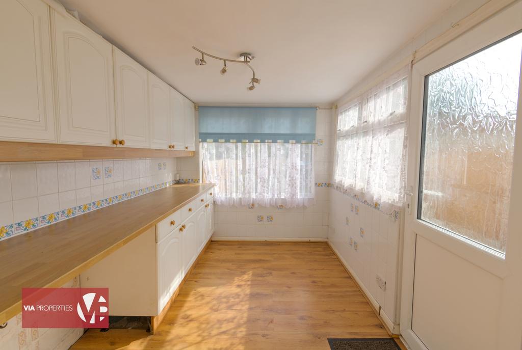 3 Bosanquet Road Hoddesdon via properties...
