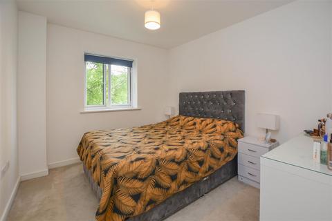 2 bedroom apartment for sale, Florence Close, Great Warley, Brentwood