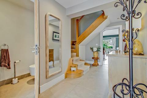 5 bedroom end of terrace house for sale, Mill Road, Buckinghamshire SL7