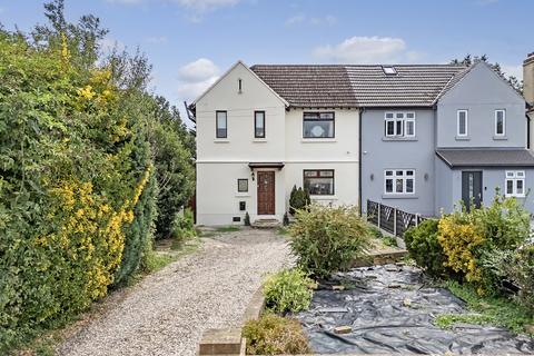 Squirrels Heath Road, Romford, RM3