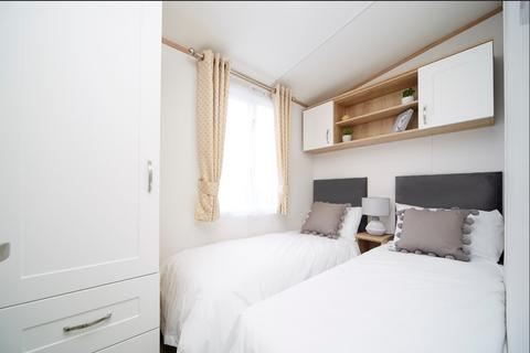 undefined, Sunseeker Spirit 2023 Brooklyn Holiday Park, Southport PR9