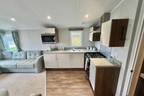 undefined, Willerby Seasons 2019 Cakes and Ale Holiday Park, Theberton IP16