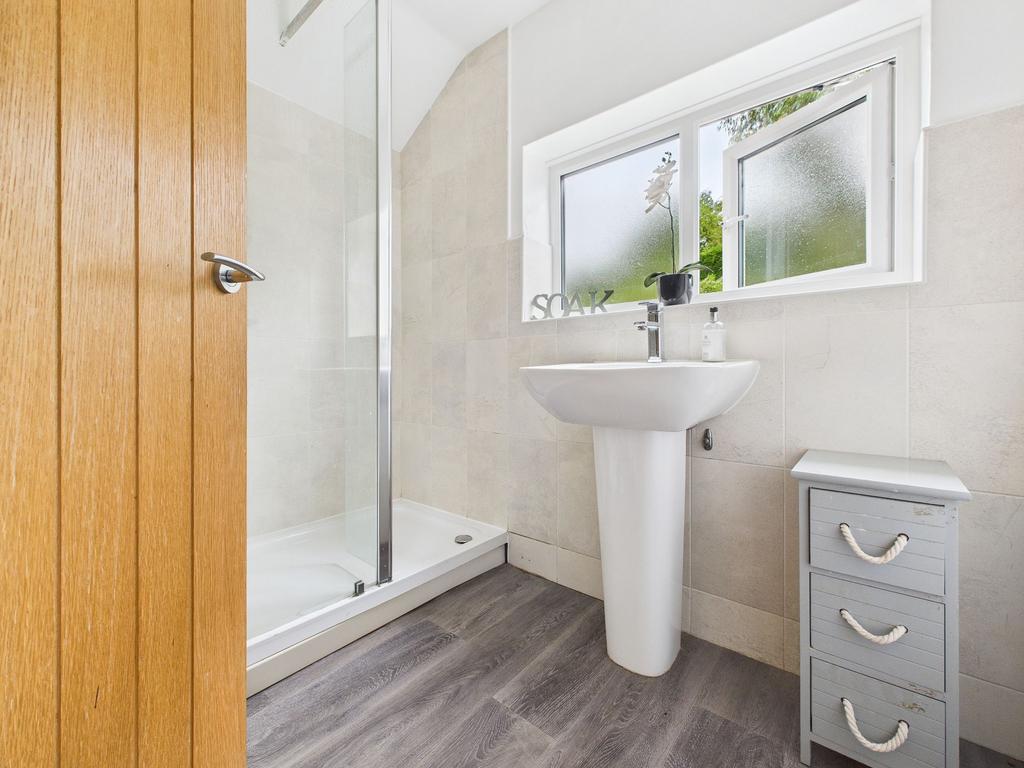 Shower-Room
