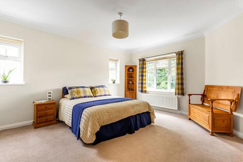 undefined, St. Mark's Hill, Surbiton KT6