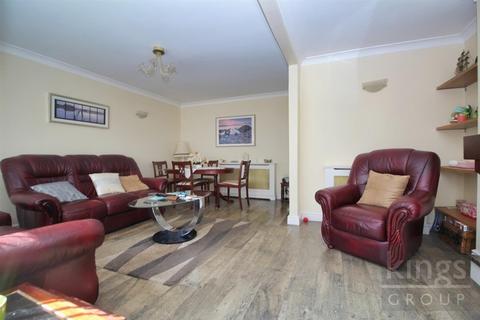 undefined, Wheatcroft, Cheshunt