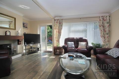 undefined, Wheatcroft, Cheshunt