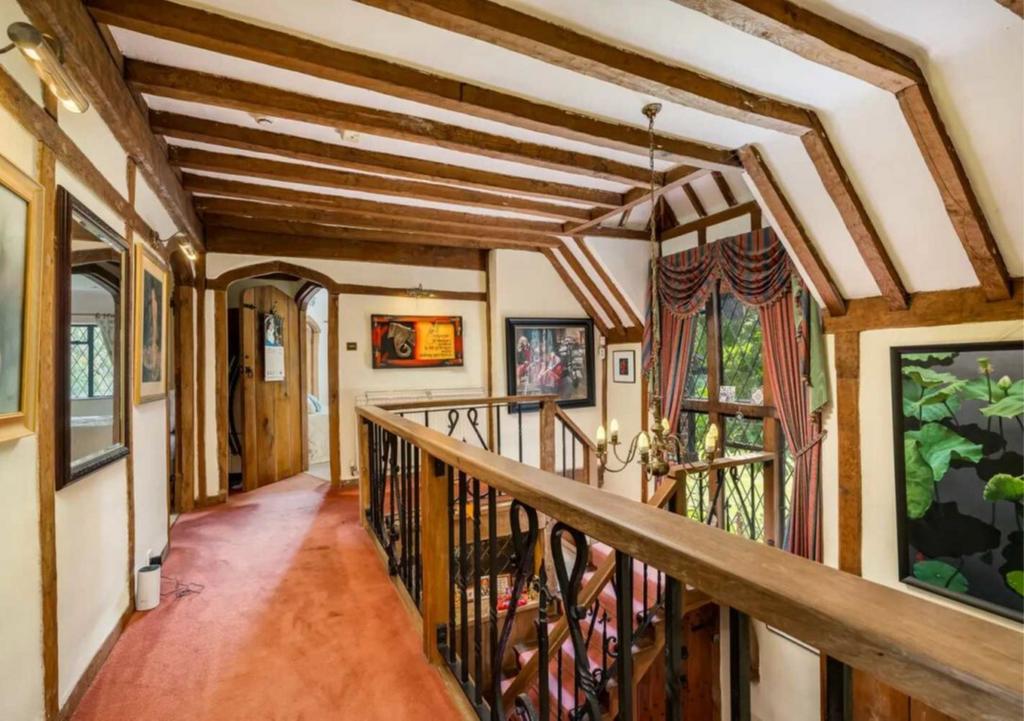 Gallery Landing