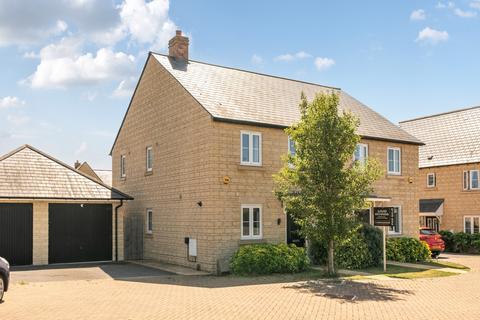 undefined, Empire Drive, Carterton, Oxfordshire, OX18