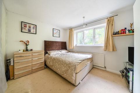 undefined, Danebury Gardens, Chandler's Ford, Eastleigh, Hampshire, SO53