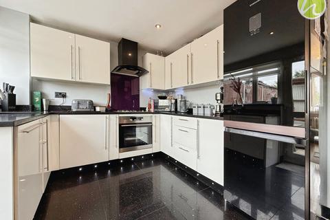 75 Brampton Close, Corringham, Stanford-le-hope, SS17 7NR