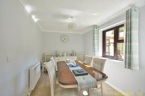 2 bedroom flat for sale, Mansell Close, Bexhill-on-Sea, TN39