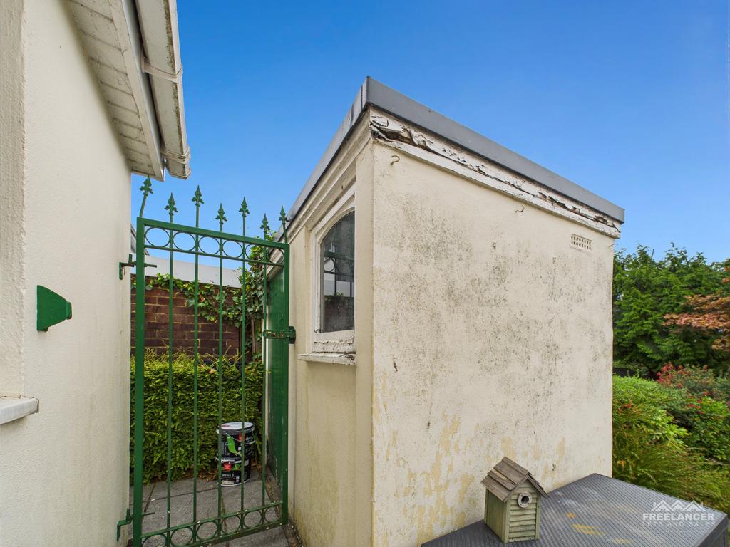 Outhouse storage