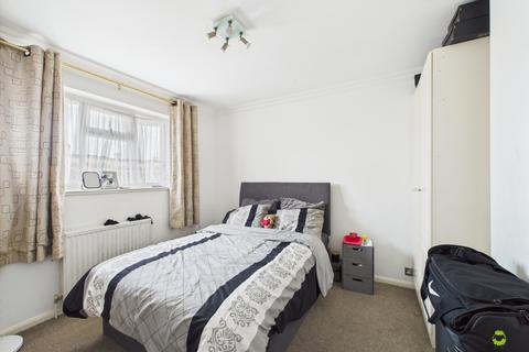 142 Kirby Road, Dartford, DA2 6HA