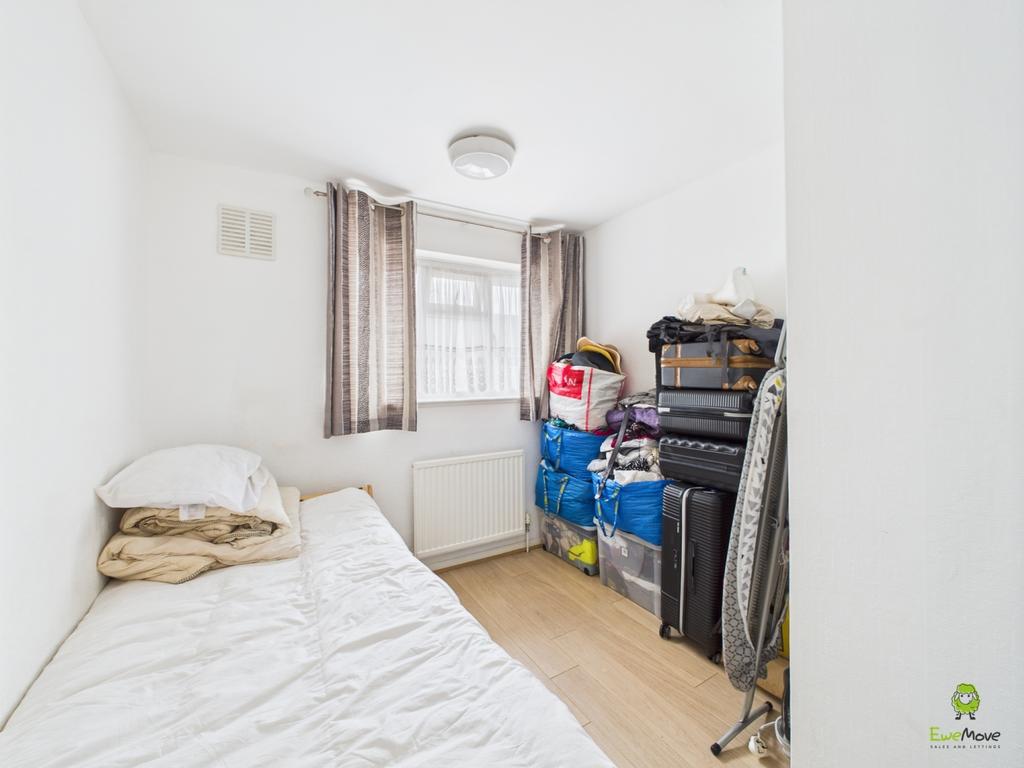 Presented by Nicoleta at Ewe Move Bexleyheath and D