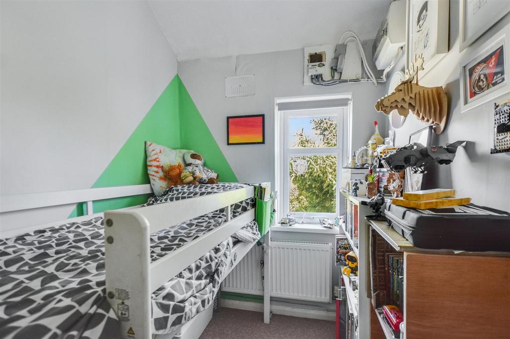 Bedroom 3 2.jpeg