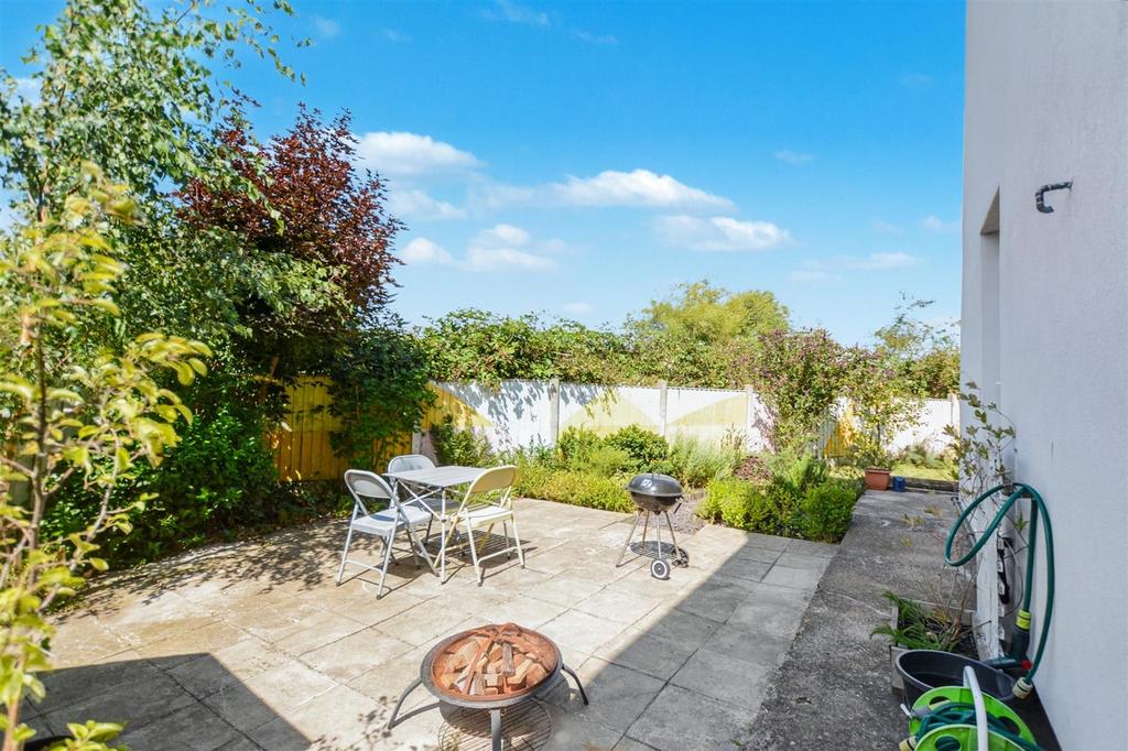 Garden 2.jpeg