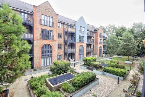 undefined, Cannons Wharf, Tonbridge TN9