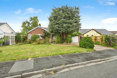 3 bedroom bungalow for sale, Middlehey Avenue, Prescot L34