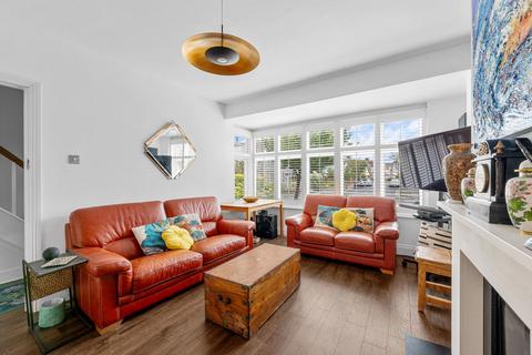 87 Stanhope Grove, Beckenham, BR3 3HL