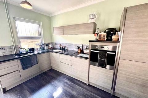 50 Collenna Road, Tonyrefail, Porth, CF39 8EH