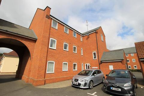 2 bedroom flat to rent, Meachen Road, Colchester CO2