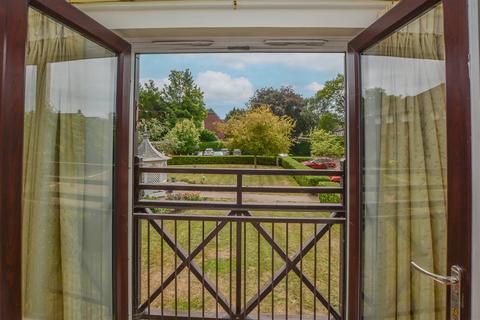 1 bedroom retirement property for sale, Sawyers Hall Lane, Brentwood