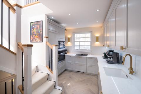 2 bedroom terraced house for sale, Violet Hill, St John's Wood, London