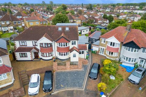 67 Totnes Road, Welling, DA16 1BU
