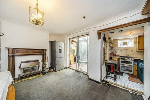 5 bedroom house for sale, Trinity Road, London SW17