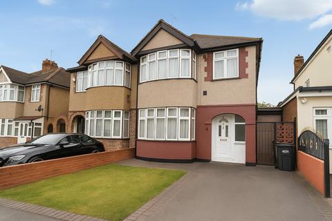3 bedroom semi-detached house for sale, Willow Gardens, Greater London TW3