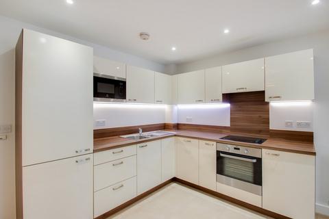 1 bedroom flat to rent, Adenmore Road, Catford, London, SE6